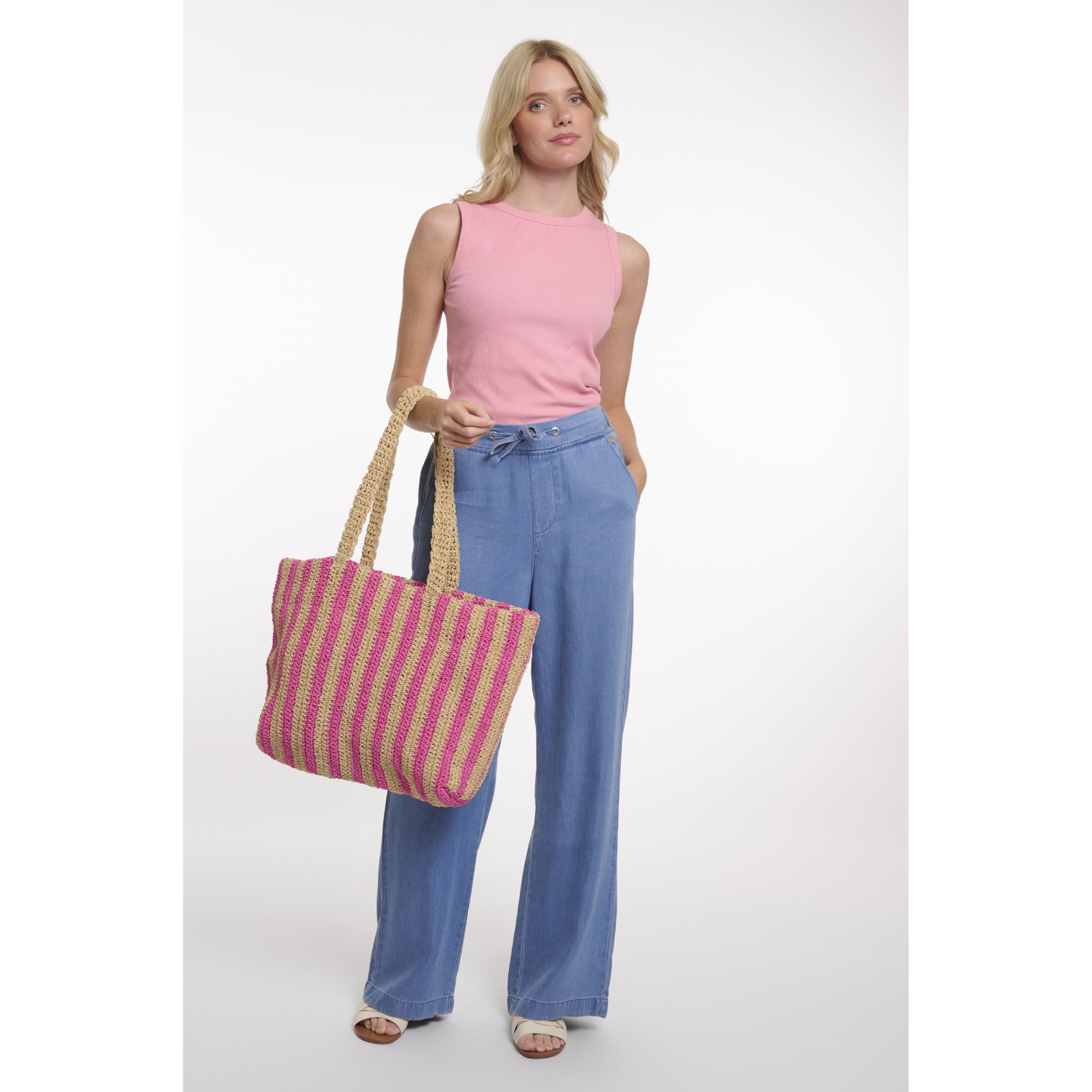Rino&Pelle Vanessa Beach Bag - Image 4