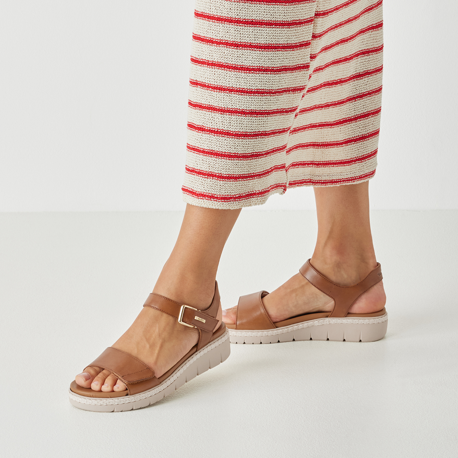 Tamaris 28260 Velcro Sandals - Image 2
