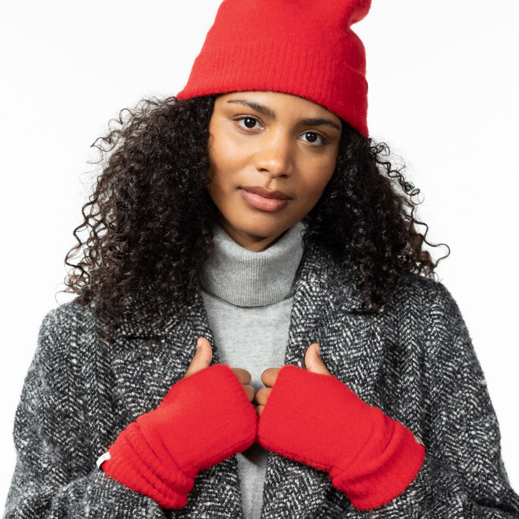 Barts Fhearna Fingerless Gloves - Image 2