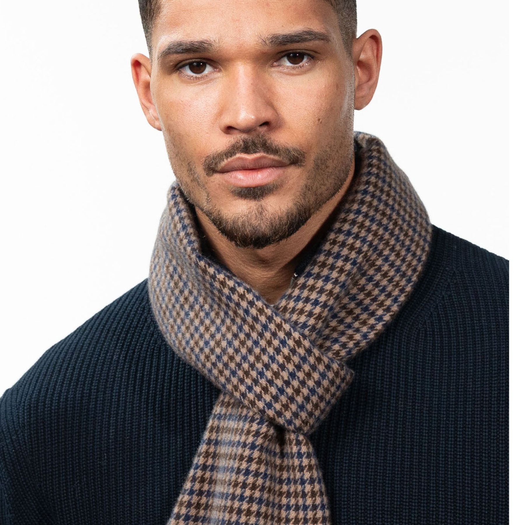 Barts Heirmish Scarf - Image 2